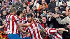 Kun y Forlán reviven la Liga