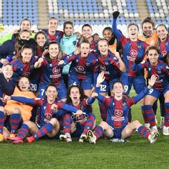 Esther y Eva Navarro guian al Levante hacia la final de la Supercopa