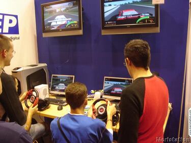 Microsoft destaca en la cita anual con el SIMO