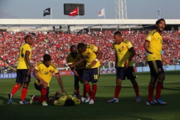 Futbol, Chile vs Colombia. 
Eliminatorias a Brasil 2014. 
El jugador de Colombia Teofilo Gutierrez, centro, celebra su gol contra Chile durante el partido jugado por las eliminatorias a Brasil 2014 jugado en el estadio Monumental.
Santiago, Chile. 