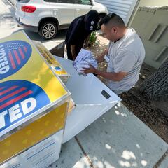 What are primary elections? Who can vote and what do they vote for?