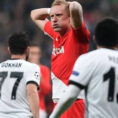 Medel y Besiktas quedan a un paso de clasificar a octavos