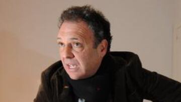 Caparrós: "Ahora no puedo decir si es mas fácil enfrentarse al Madrid o al Barça"