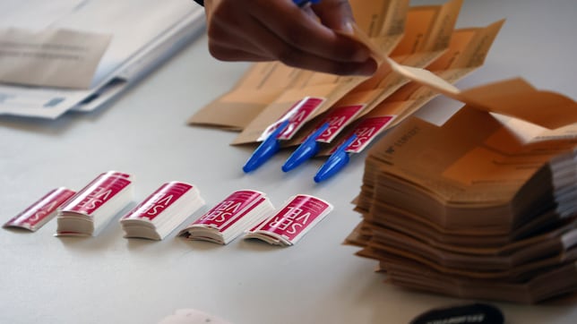 ¿A qué hora cierran las mesas electorales en las Primarias Presidenciales 2025 de Chile?