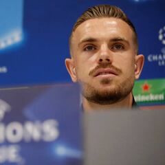 Henderson fired up for "fantastic" De Rossi battle