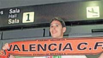 <b>ATADO. </b>Nikola Zigic jugará en el Valencia los próximos cinco años.