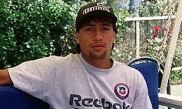 Rodrigo Pinto jugó toda su carrera entre Santiago Morning y Unión San Felipe. El 1998 fue nominado a la Roja por Nelson Acosta.