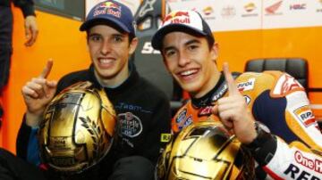 Marc y Alex Márquez. Estos hermanos españoles tienen la particularidad de haber ganado los campeonatos del mismo año de dos categorías diferentes del Moto GP. Para Alex fue el primero, mientras que Marc consiguió su cuarta corona. 