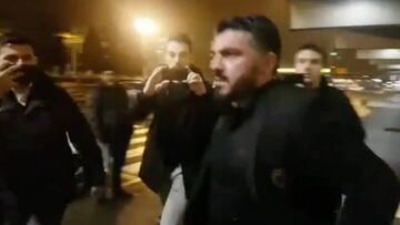 Gattuso tira el teléfono de un periodista al suelo y ni se inmuta