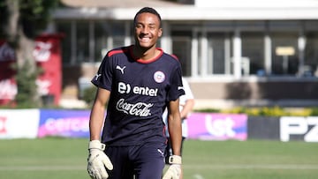 Fue arquero de la Roja y hoy vivió un día inolvidable: ¡ascendió en Inglaterra!