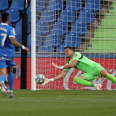 Premio para el Getafe, castigo para el Espanyol
