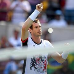 Murray scampers through to the Third Round