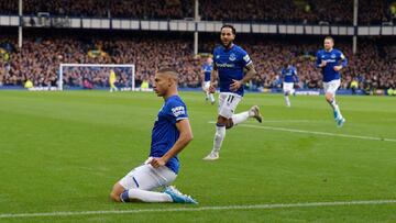 Calvert-Lewin y Richarlison devuelven la sonrisa al Everton