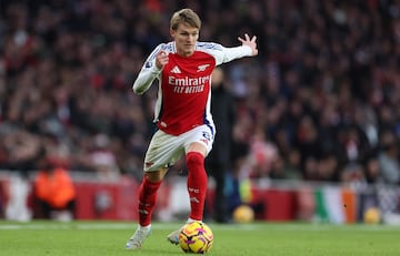 London (United Kingdom), 14/12/2024.- Arsenal's Martin Odegaard in action during the English Premier League soccer match between Arsenal FC and Everton FC, in London, Britain, 14 December 2024. (Reino Unido, Londres) EFE/EPA/ANDY RAIN
