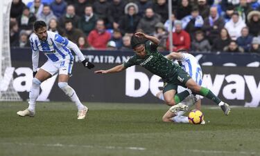Partidos con tres mexicanos enfrentados en Europa