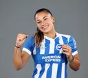 Nuevo talento a la fuga: Carla Camacho firma por el Brighton
