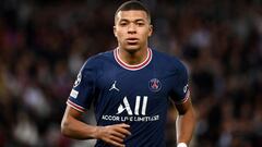 Paris Saint-Germain&#039;s French forward Kylian Mbappe looks on during the UEFA Champions League first round group A football match between Paris Saint-Germain&#039;s (PSG) and Manchester City at The Parc des Princes stadium in Paris on September 28, 202