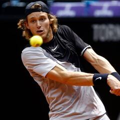 Jarry supera el debut y va por Schwartzman en Miami