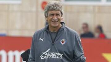 El entrenador del Villarreal, Manuel Pellegrini, ha dado a conocer la lista de convocados para el partido de mañana en El Madrigal ante el Real Madrid (22.00 horas/LaSexta/Canal9), una lista de 18 jugadores en la que están Capdevila e Ibagaza, dos jugadores que han tenido molestias a lo largo de la semana.