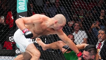 Sean Strickland noqueando a Anthony Hernández.