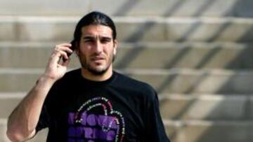 A TIEMPO. El portero gaditano se ha recuperado a tiempo y estar¨¢ en el banquillo frente al Almer¨ªa.