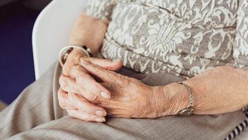 11/05/2020 Mujer anciana en una residencia de mayores
 POLITICA ESPA&Ntilde;A EUROPA ANDALUC&Iacute;A SOCIEDAD
 JUNTA DE ANDALUC&Iacute;A
 