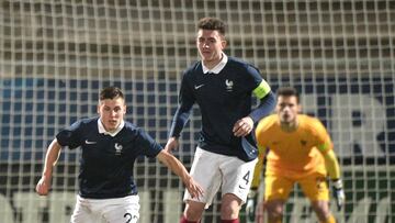 Aymeric Laporte (r) captained France under-21s against Scotland.