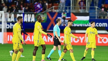 01/03/26 PARTIDO SEGUNDA DIVISION
EIBAR - CADIZ
TRISTEZA