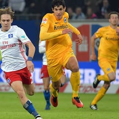 El técnico del Eintracht se rinde a Vallejo: "Es un escándalo"