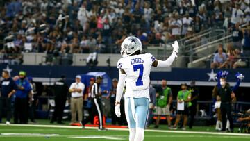 Trevon Diggs, cornerback de los Dallas Cowboys, en el AT&T Stadium.