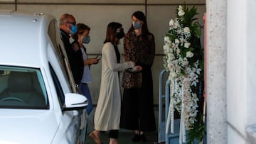 Alba Santana and Manolo Ximenez during burial of Mila Ximenez in Madrid on Thursday, 24 June 2021.