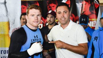 &Oacute;scar de la Hoya insiste en retar a Sa&uacute;l &#039;Canelo&#039; &Aacute;lvarez o a Floyd Mayweather y, en caso de que alguno acepte, la pelea podr&iacute;a darse en mayo de 2022.