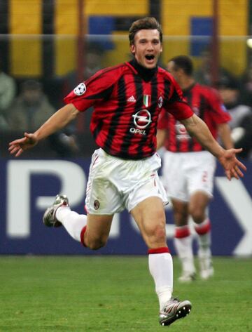 9 goles con el AC Milan