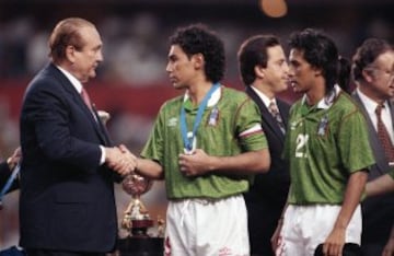 Fue parte de aquel equipo mexicano subcampeón en la Copa América de 1993 al caer ante Argentina 2-1.