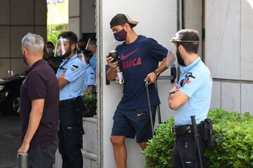 Las caras largas del Barcelona el día después de la goleada