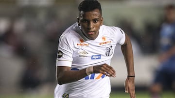 Rodrygo con el Santos.