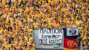 Dresden fans protest.