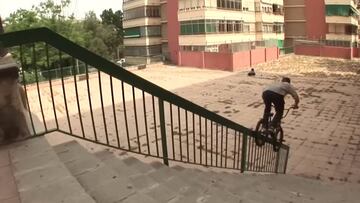 Fernando Laczko en uno de sus trucos de Affirmation, de United BMX.