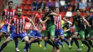 CONTUNDENTE. El Elche hizo valer su orden y su efectividad para llevarse los tres puntos de El Molin&oacute;n.