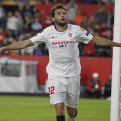 El 'Mudo' desatasca al Sevilla