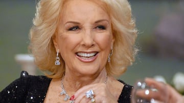 Quiénes son los invitados de Mirtha Legrand y Juana Viale hoy | 19 de noviembre