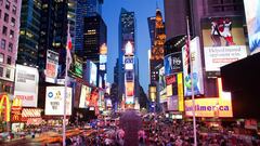 Canary Wharf to Times Square: World Cup 2022 logo launch