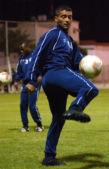 El futbolista brasileño jugó cedido en el Al Sadd en 2003.