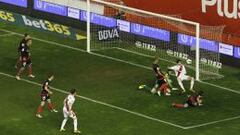 Un estupendo Rayo muestra las costuras del Atlético más gris