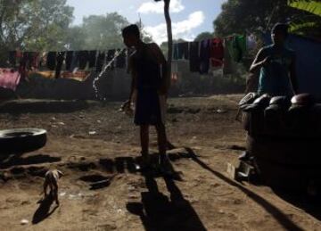 Escuela de boxeo en la comunidad indígena de Pacayita en la ciudad de Masaya, Nicaragua.