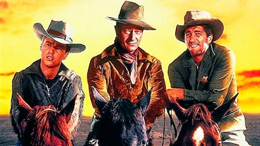 Arturo Pérez-Reverte elige el western “perfecto” que lo tiene todo: “La chica, el sheriff, el salón...”