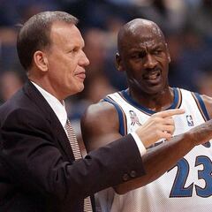 No es Phil Jackson: el entrenador por el que Michael Jordan siente especial debilidad