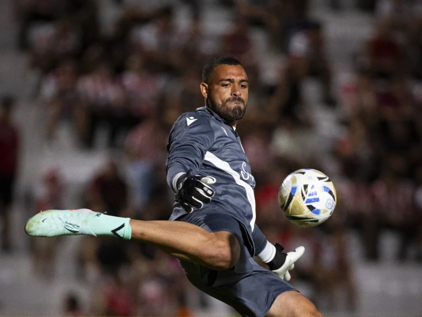 Guillermo Barros Schelotto explica cómo Álvaro Montero se ganó la titular en Vélez Sarsfield - AS Colombia