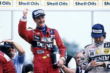 El británico es uno de los pilotos que consiguió hacer histórica la leyenda de Williams en la Fórmula 1. Fue campeón junto a la escudería de Grove en 1992 y además, logró tres subcampeonatos que llegaron en 1986, 1987 y 1991. En total, disputó 191 grandes premios que se dividieron en dos etapas dentro del Mundial, y estableció en su contador 31 victorias, 59 podios, y 32 poles en una máxima categoría, donde tuvo la oportunidad de debutar con Lotus.  También compitió para McLaren y una escudería como Ferrari, en la que entró en un selecto club: Mansell es, junto a Andretti, Raikkonen y Alonso, uno de los cuatro pilotos que debutó con la Scuderia visitando el escalón más alto del podio. 