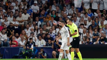 16/09/25 PARTIDO CHAMPIONS LEAGUE JORNADA 1
FASE GRUPOS ESTADIO SANTIAGO BERNABEU
REAL MADRID - OLYMPIQUE MARSELLA MARSEILLE
TARJETA ROJA EXPULSION DANI CARVAJAL ARBITRO IRFAN PELJTO